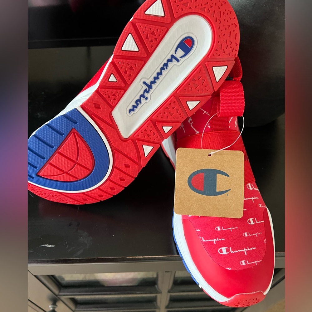 *SOLD* Champion Authentic Rally shoes size 9 color red and white NWT - Picture 3 of 5